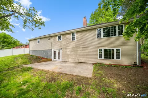 Exterior - 7 Cannon St, Windsor Locks, CT 06096 photo 6 of 6