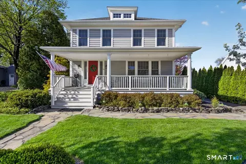 46 Maple St, Milford, CT 06460