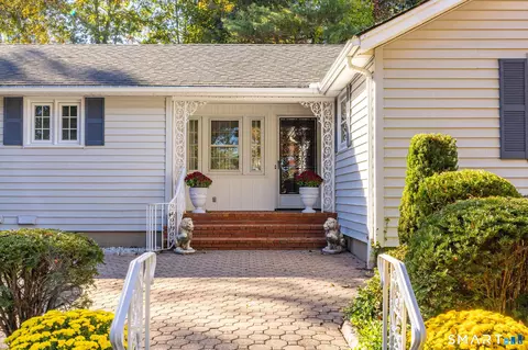 Exterior - 101 Collier Rd, Wethersfield, CT 06109 photo 4 of 11