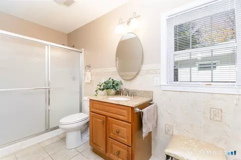 Bath - 101 Collier Rd, Wethersfield, CT 06109 photo 1 of 5