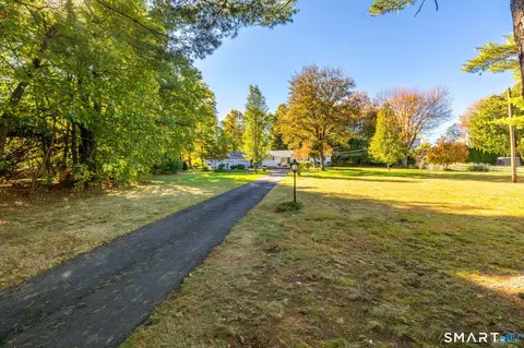 Exterior - 101 Collier Rd, Wethersfield, CT 06109 photo 9 of 11
