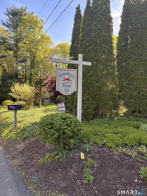 174 Canton Rd, Granby, CT 06035