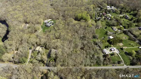 98 Braman Rd, Waterford, CT 06385