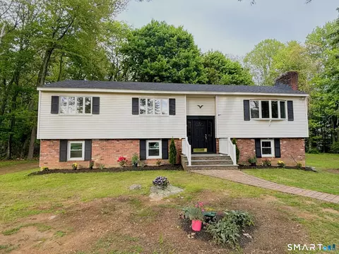 10 Laurel Ln, Prospect, CT 06712