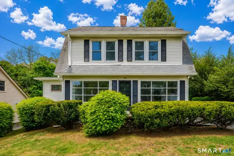 135 Greenwood Ave, Waterbury, CT 06704