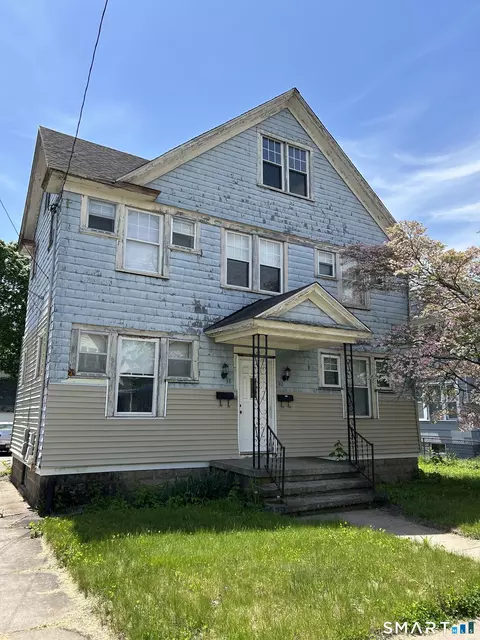 38 Bradley Ave, Hamden, CT 06514