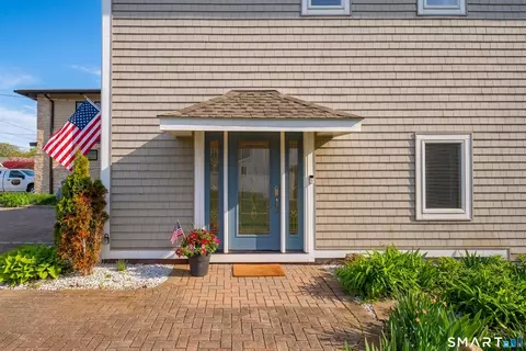 Exterior - 5 Loop Rd # -A, Clinton, CT 06413 photo 5 of 6