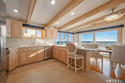 Kitchen - 5 Loop Rd # -A, Clinton, CT 06413 photo 1 of 2