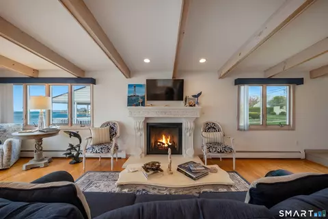 Living - 5 Loop Rd # -A, Clinton, CT 06413 photo 1 of 2