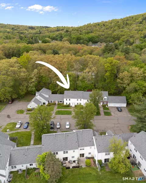 View/Area - 464 Dowd Ave #464, Canton, CT 06019 photo 1 of 2