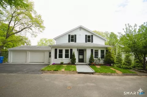 275 Riverview Ave, Shelton, CT 06484