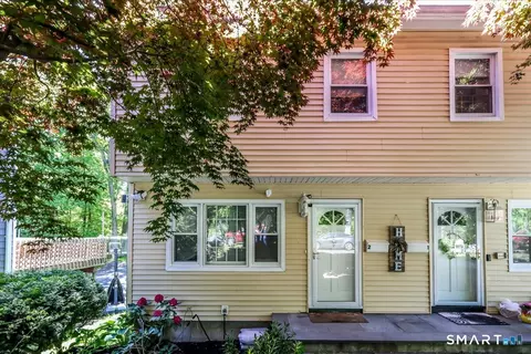 48 Aiken St #2, Norwalk, CT 06851