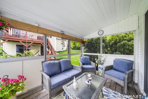Exterior - 7 Heather Ln #7, Suffield, CT 06078 photo 5 of 7