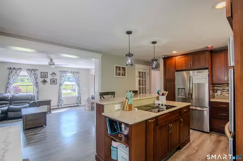 Kitchen - 43 High Meadow Dr, Plainfield, CT 06374 photo 4 of 4
