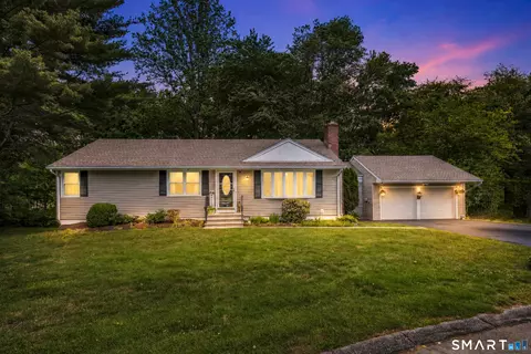 64 Tait Rd, Trumbull, CT 06611
