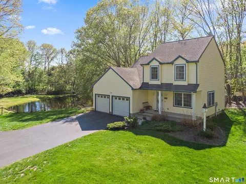 48 Ethel Acres Rd, Lisbon, CT 06351