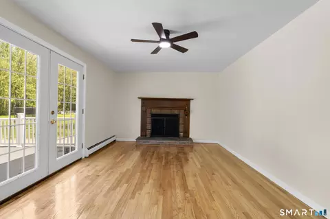 Living - 56 Windbrook Dr, Windsor, CT 06095 photo 5 of 6