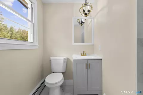 Bath - 56 Windbrook Dr, Windsor, CT 06095 photo 5 of 7