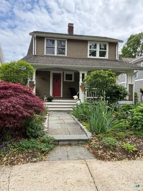 8 Roland Ave, Norwalk, CT 06855