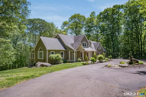118 Genesee Ln, Madison, CT 06443