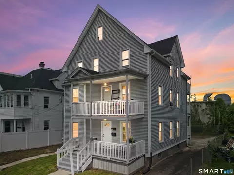 44 Woodland St, New Britain, CT 06051