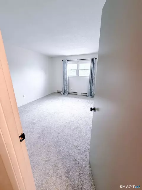 Bedroom - 96 Canterbury Rd #B, Plainfield, CT 06374 photo 3 of 5
