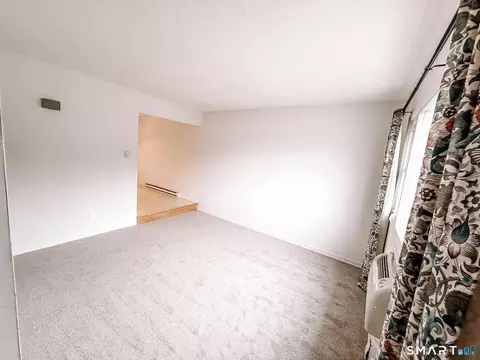 Living - 96 Canterbury Rd #B, Plainfield, CT 06374 photo 3 of 5