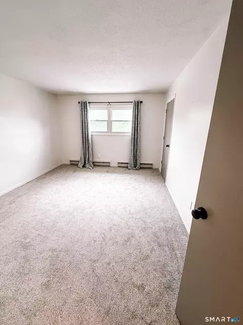 Bedroom - 96 Canterbury Rd #B, Plainfield, CT 06374 photo 2 of 5
