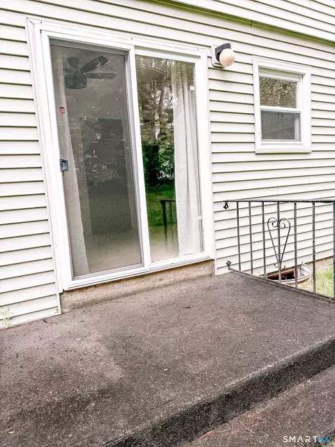 Exterior - 96 Canterbury Rd #B, Plainfield, CT 06374 photo 1 of 2