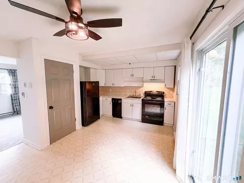 Kitchen - 96 Canterbury Rd #B, Plainfield, CT 06374 photo 3 of 3