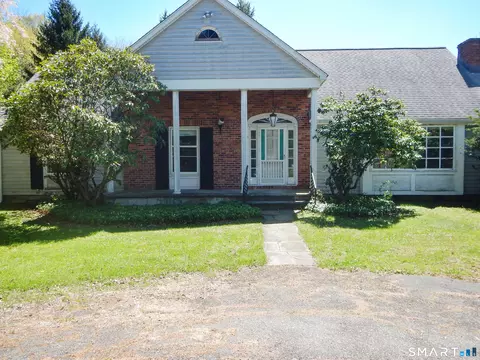 1 Hunting Ridge Rd, Brookfield, CT 06804