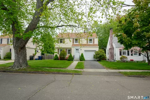 153 Laurel St, West Haven, CT 06516