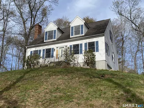574 Town St, Moodus, CT 06469