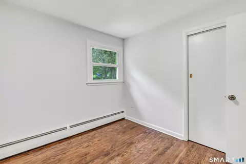 Bedroom - 7 Longview Rd, Newtown, CT 06482 photo 2 of 6