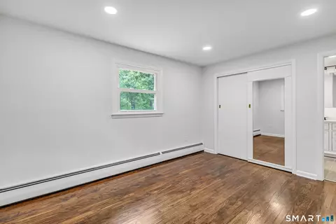 Bedroom - 7 Longview Rd, Newtown, CT 06482 photo 6 of 6