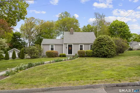 55 Highwood Rd, Waterbury, CT 06708