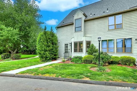 55 Hallmark Hill Dr #55, Wallingford, CT 06492