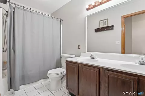 Bath - 287 S Bear Hill Rd, Chaplin, CT 06235 photo 2 of 2