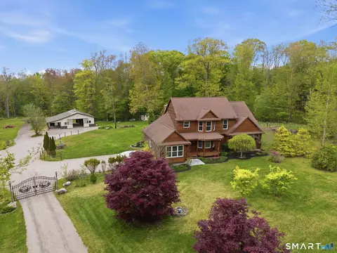 287 S Bear Hill Rd, Chaplin, CT 06235