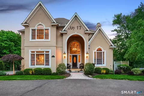 17 Meredith Ln, New Milford, CT 06776