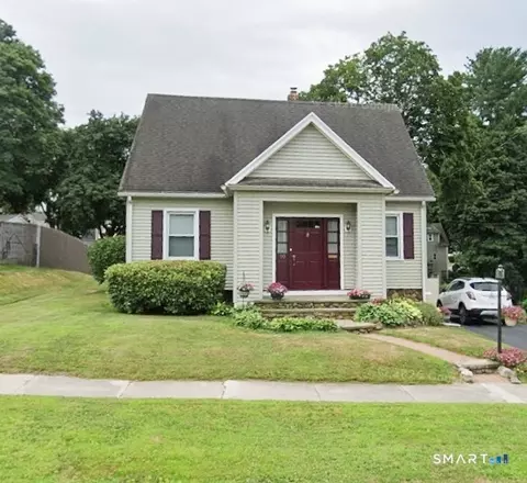 90 Harvard Ave, Meriden, CT 06451