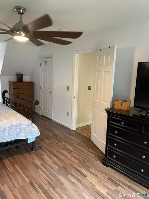 Bedroom - 21 Bailey Hill Rd, Killingly, CT 06239 photo 2 of 5