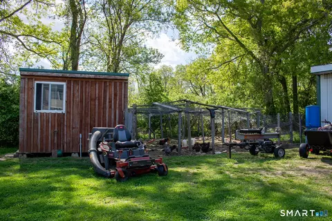 Exterior - 21 Bailey Hill Rd, Killingly, CT 06239 photo 4 of 6