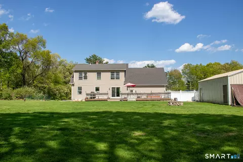 Exterior - 21 Bailey Hill Rd, Killingly, CT 06239 photo 6 of 6