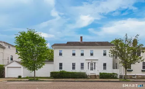 21 Elm St, Stonington, CT 06378