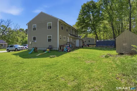 9 Carey Ave, Plainfield, CT 06374 photo 4