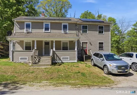 9 Carey Ave, Plainfield, CT 06374 photo 3