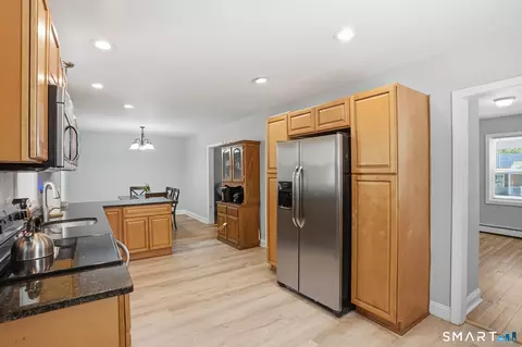 9 Carey Ave, Plainfield, CT 06374 photo 9