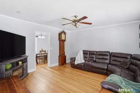 9 Carey Ave, Plainfield, CT 06374 photo 6