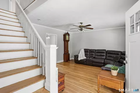 9 Carey Ave, Plainfield, CT 06374 photo 5